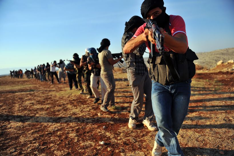 i jihadisti ottengono il pass per l’Italia