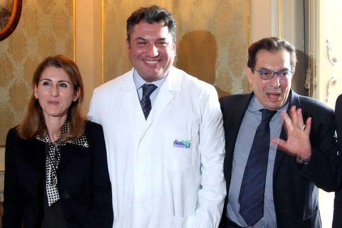 Lucia Borsellino, Matteo Tutino e il presidente della Regione Sicilia, Rosario Crocetta (D), in una immagine di repertorio. ANSA/FRANCO LANNINO