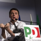 Il presidente del Consiglio, Matteo Renzi, durante il suo intervento all'assemblea nazionale del Partito Democratico a Roma, 14 dicembre 2014.
ANSA/MASSIMO PERCOSSI