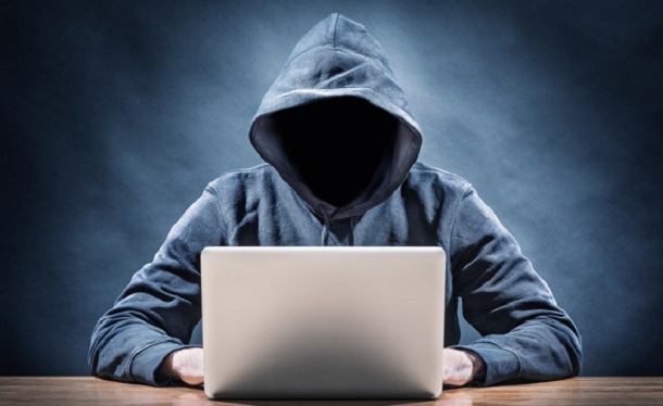 stalking-su-facebook