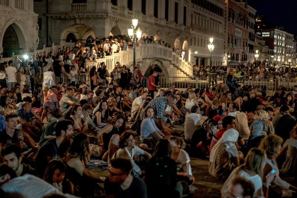 xxVenice-slide-566J-superJumbo